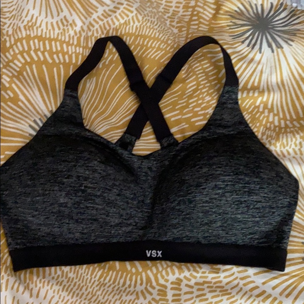 VSX sports bra 36D